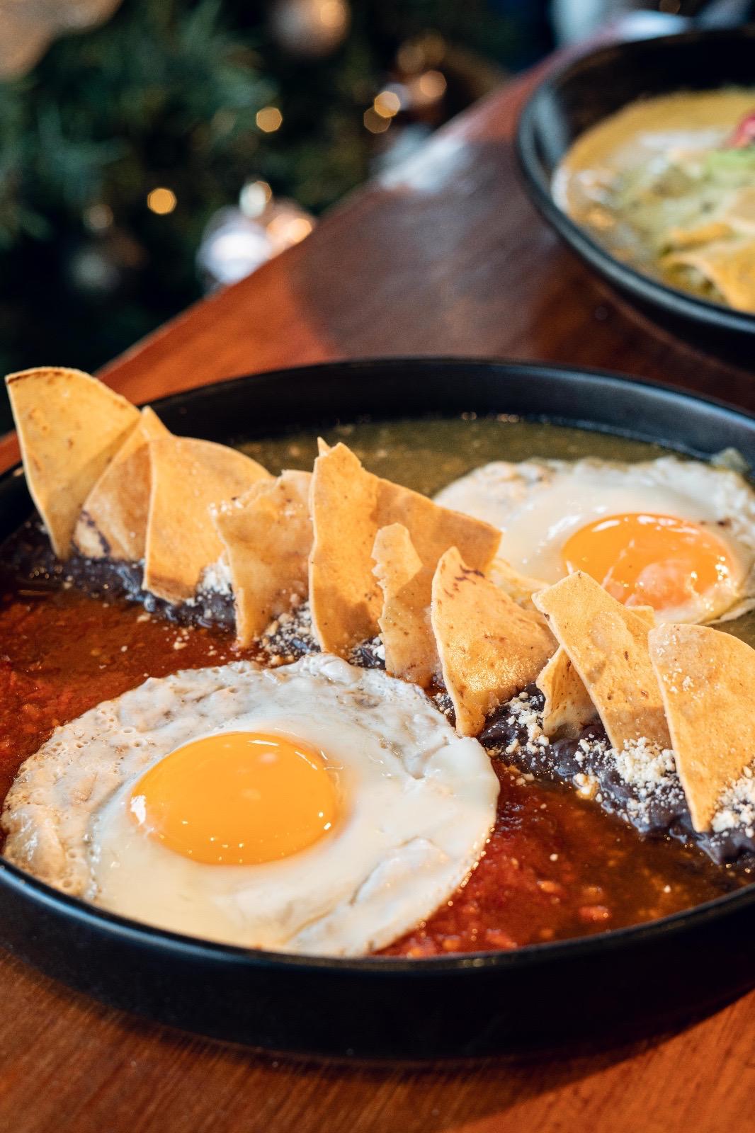 Huevos Divorciados